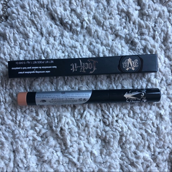 Color correcting eyeshadow primer - Picture 2 of 2